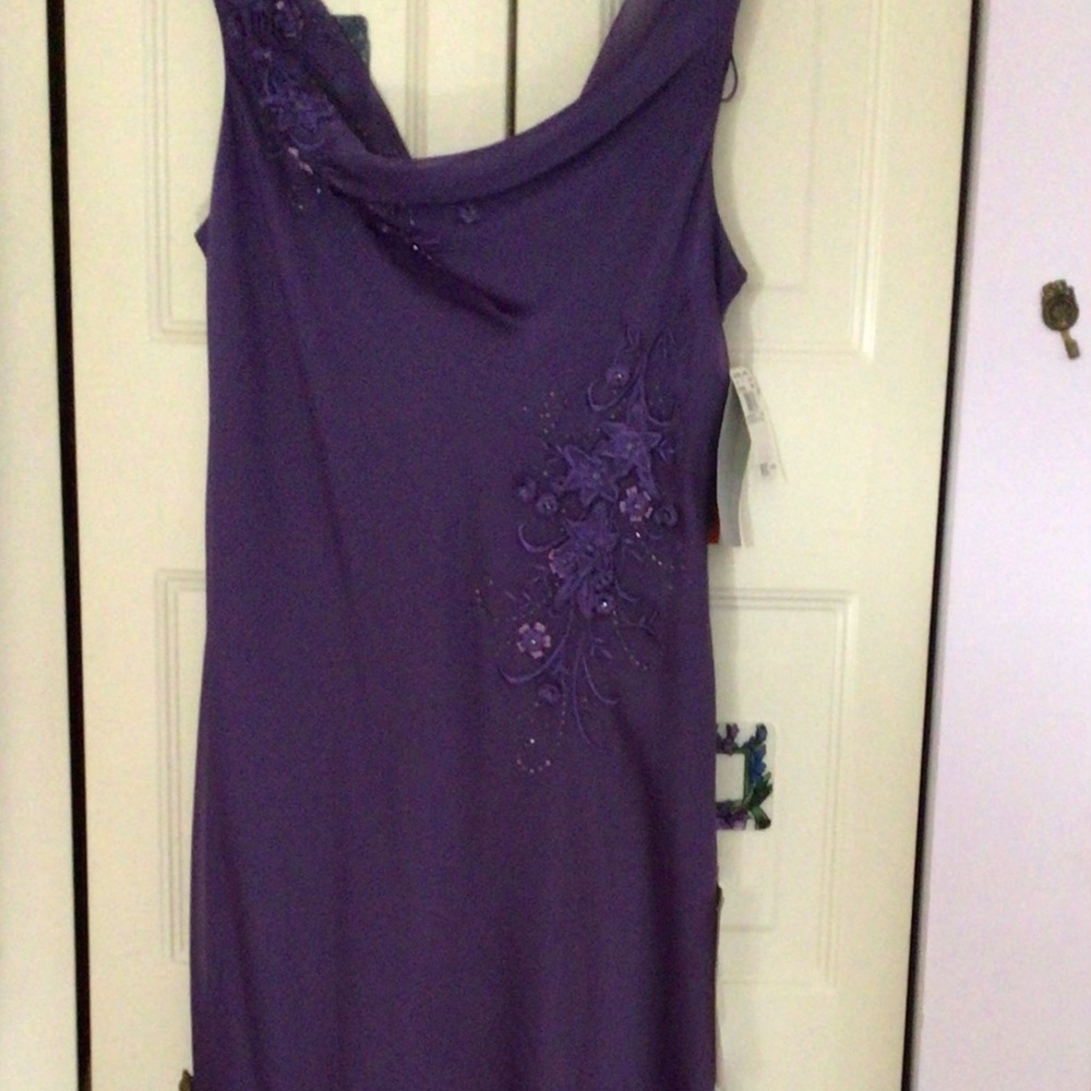 Evening dress great for wedding or formal night.